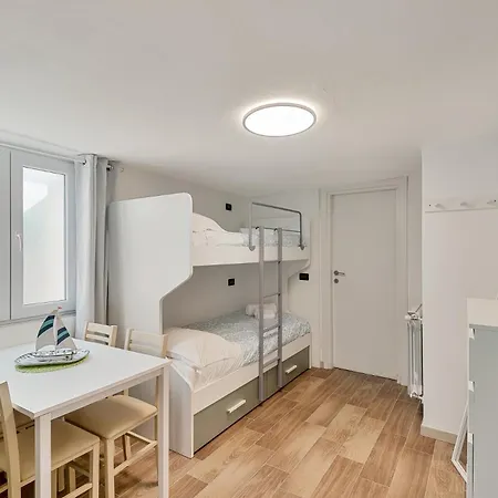 Pensión Perla 4*