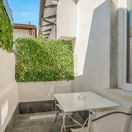 Perla 마리나디마사